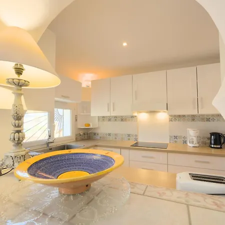 L'evasion Mediterraneenne Sea View And Air Conditioning